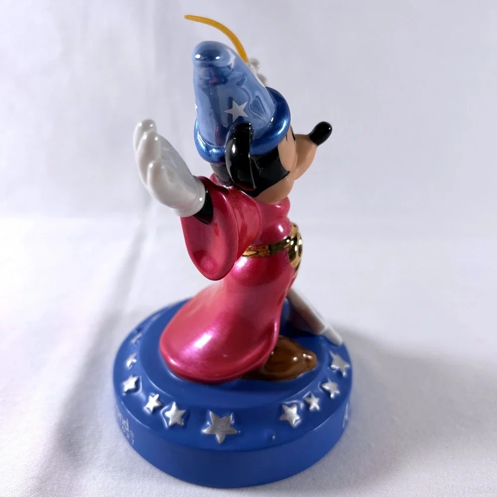 Vintage 2004 Disney Fantasia Sorcerer Mickey Mouse Figurine A Whole New World